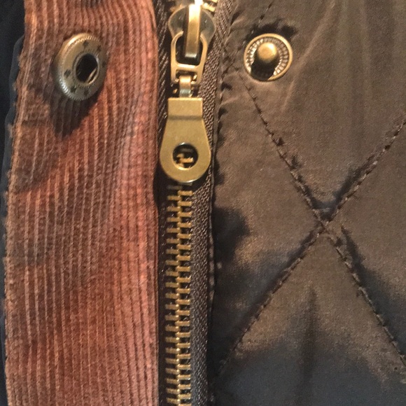 “ZARA BASIC” Quilted Olive Green Belted Jacket. - Picture 13 of 16